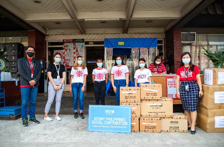 Atomy Philippines donates to Youth Servant Leadership and Education Program of Caritas Manila