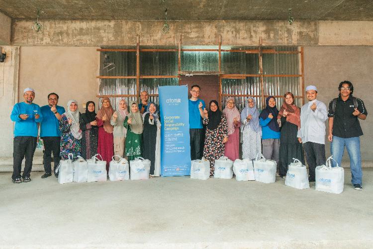 Atomy Malaysia Extends Aid to Kelantan Flood Victims