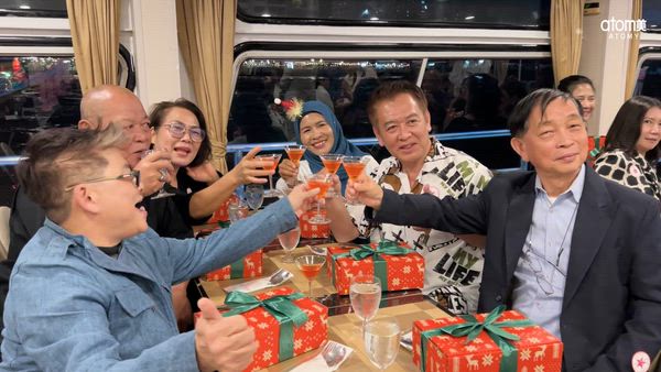 รีวิว Year End Dinner Party 2025